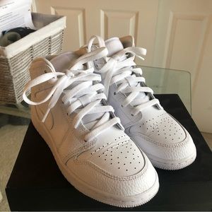 Air Jordan 1 Mid Triple White GS Shoes